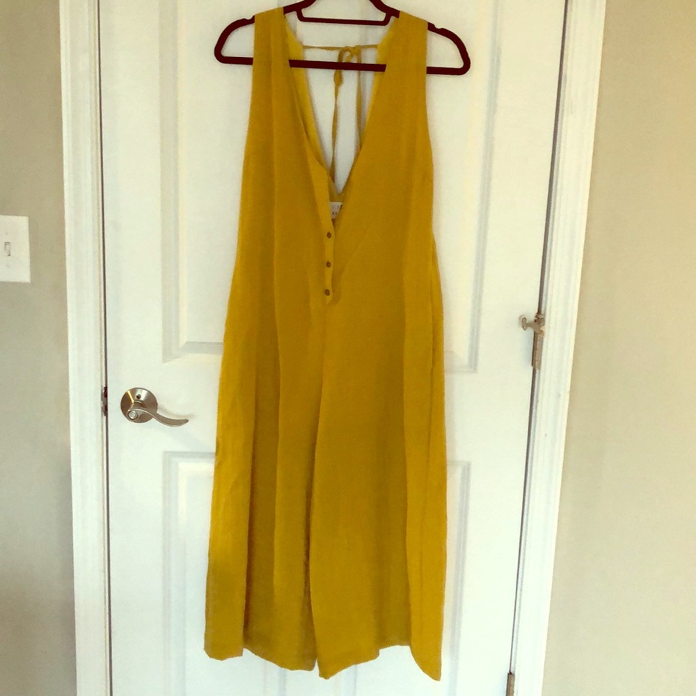 BRAND NEW JUMPSUIT